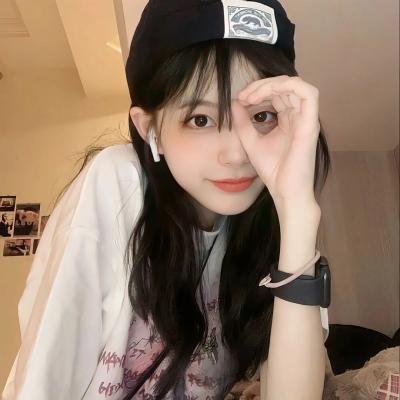 《我所知道她的二三事》封面